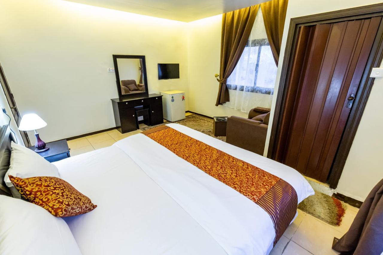 Al Eairy Furnished Apartments- Jeddah 1 외부 사진
